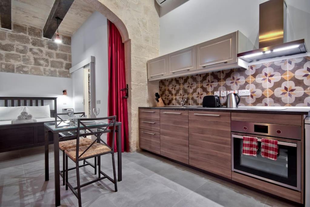 Apartment Vallettastay Old 5 *