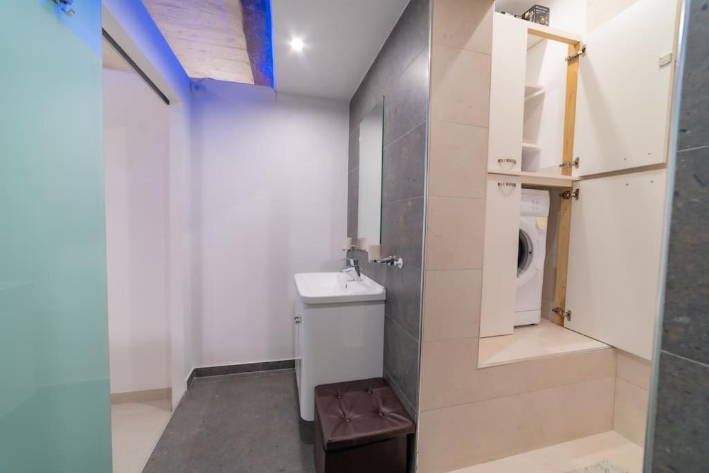 Apartment Jbo- Joette's Bliss Oasis Valletta