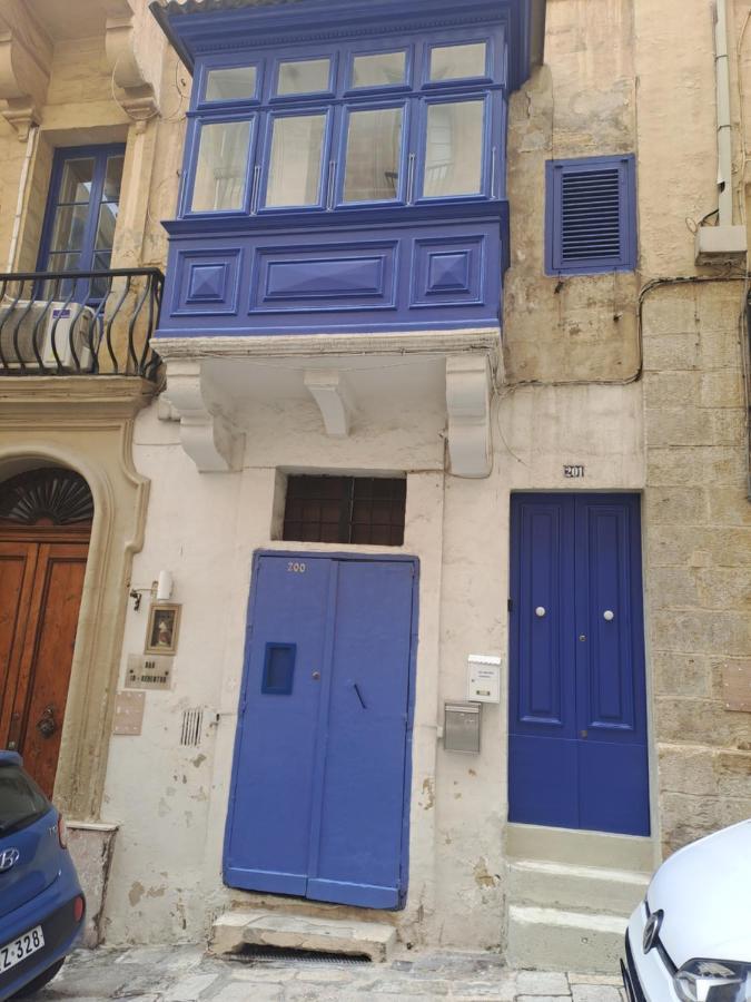2 Bedroom In The Centre Of * Valeta