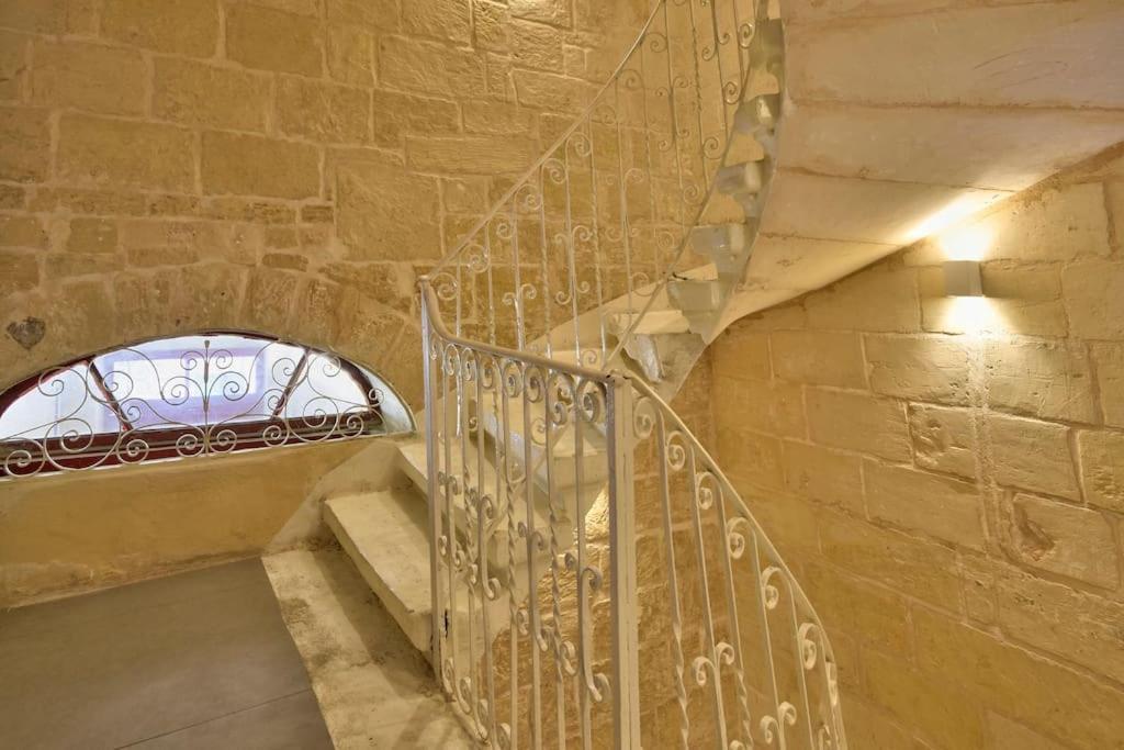 Orangery 101 - Duplex Studio Apartment *