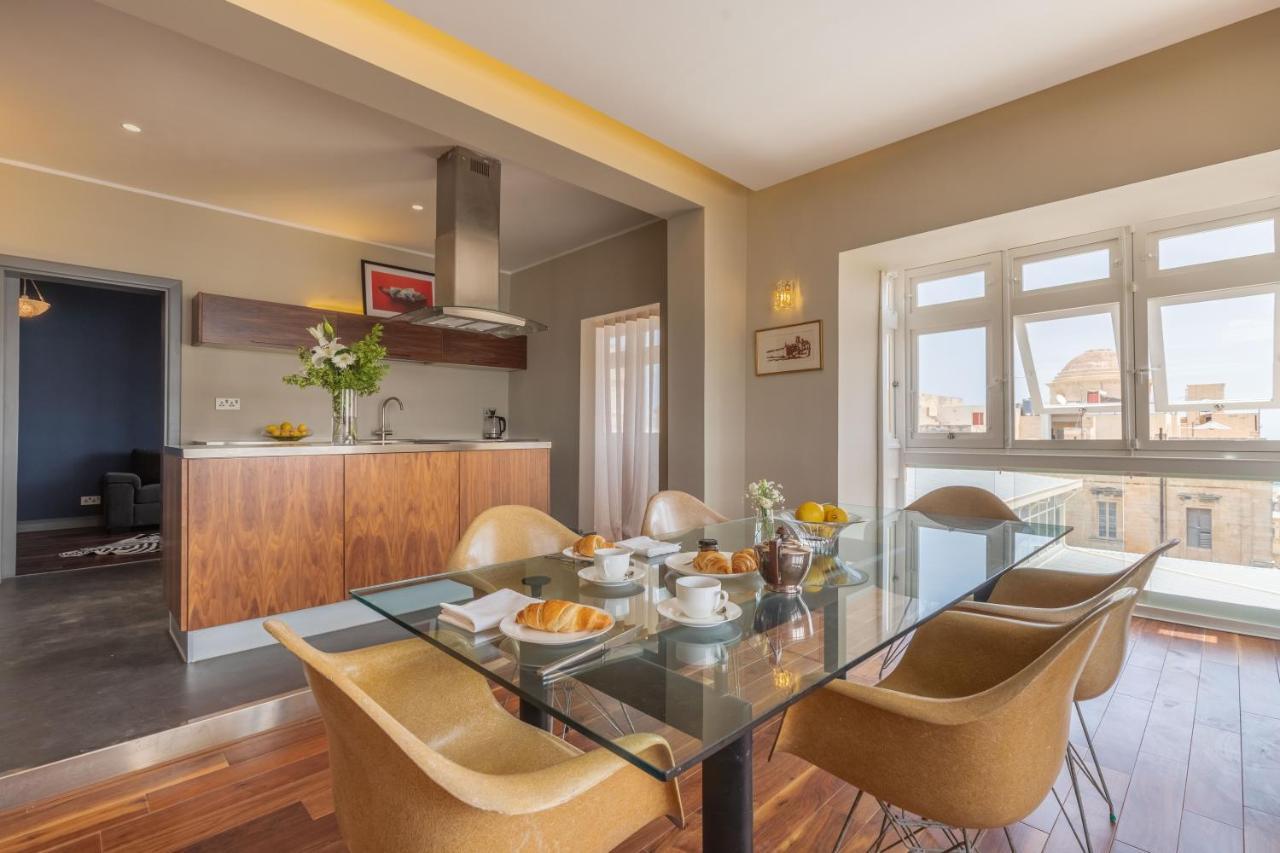 Apartment Stylish With Spectacular Views