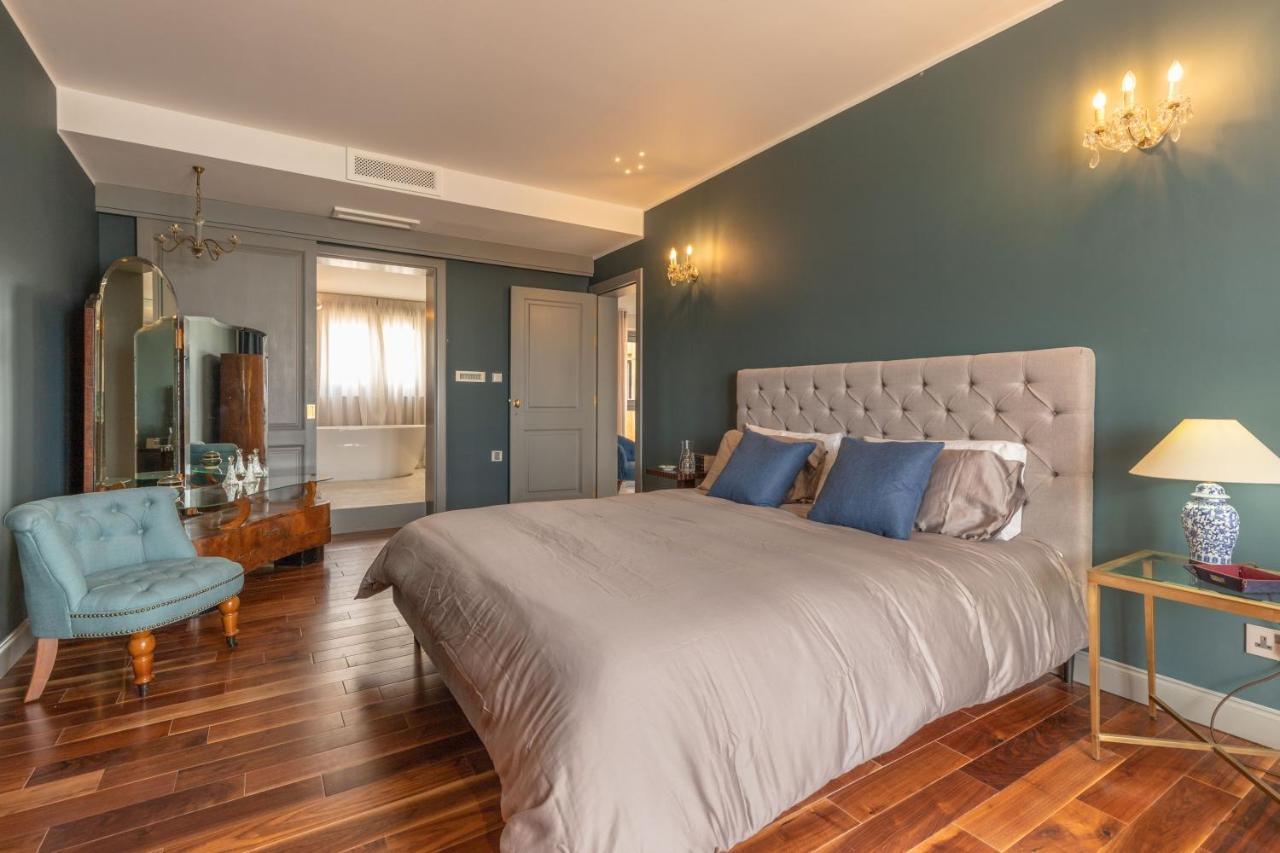 Apartment Stylish With Spectacular Views