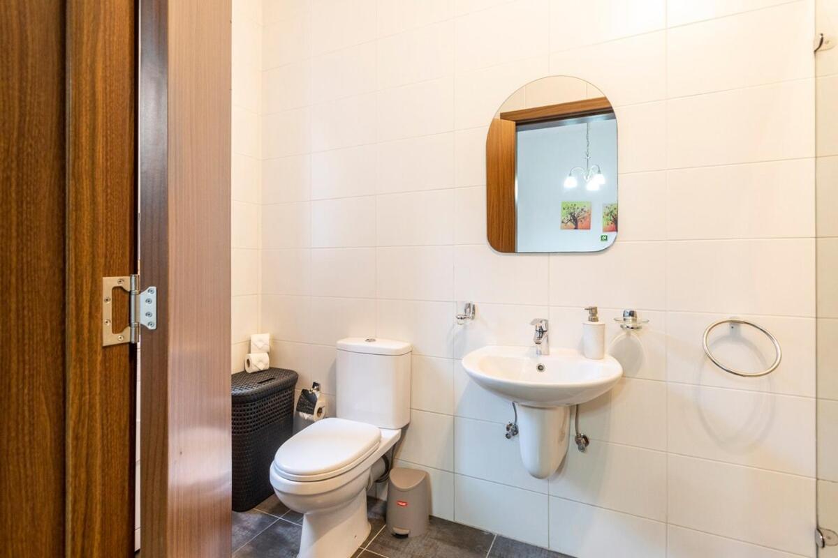 Apartment Superbly Located Cosy 2-bedroom