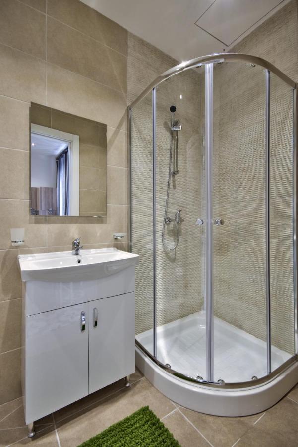 Apartment Borgo 1 & 2 Bedroom Self-catering Units In *