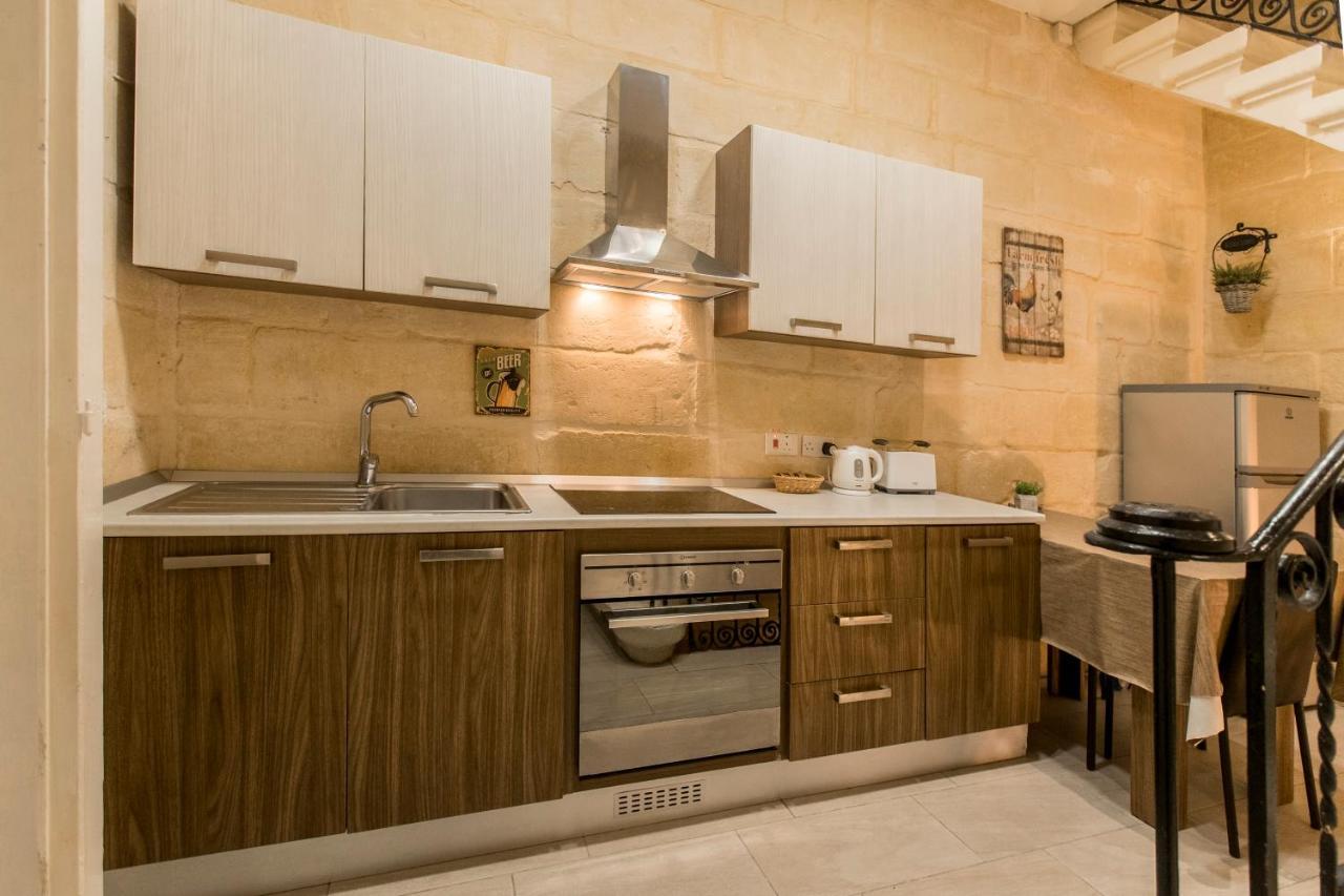 Gb - Triplex Apartment *