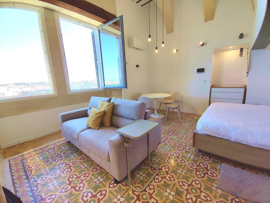 Port 531 Savynomad Harbour Residences Wow Views Valletta