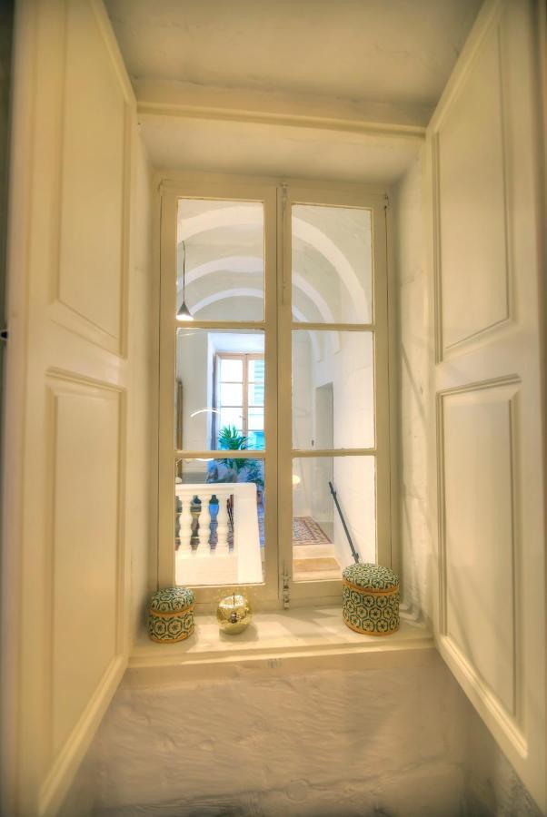 Apartment Modern & Luxurious Palazzino In Ddem1-2