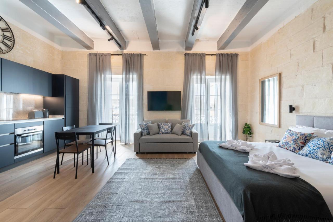 Collection - Felix Apartment *