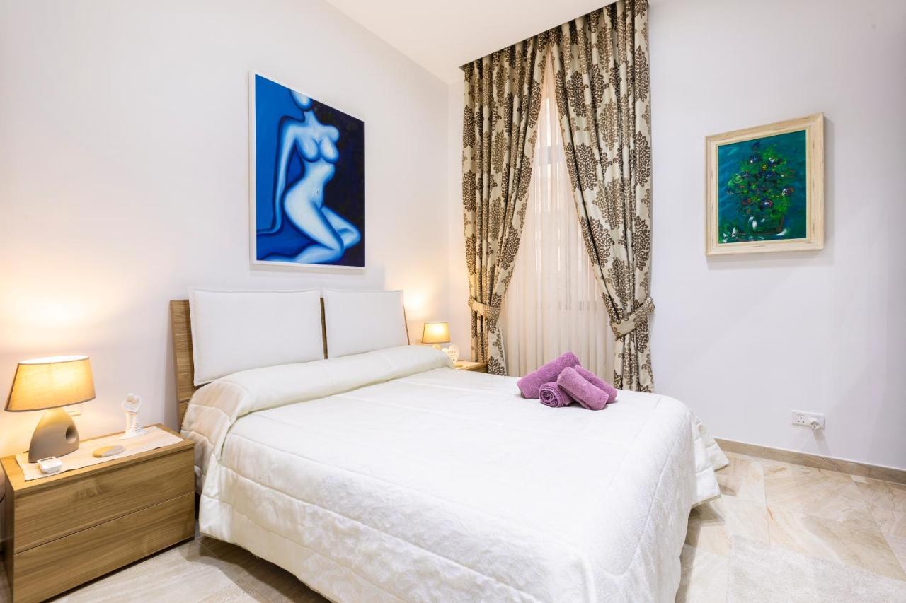 Large 3 Bedroom * Valletta