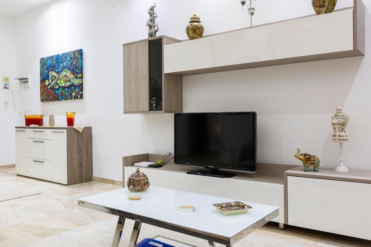Apartment Large 3 Bedroom Valletta