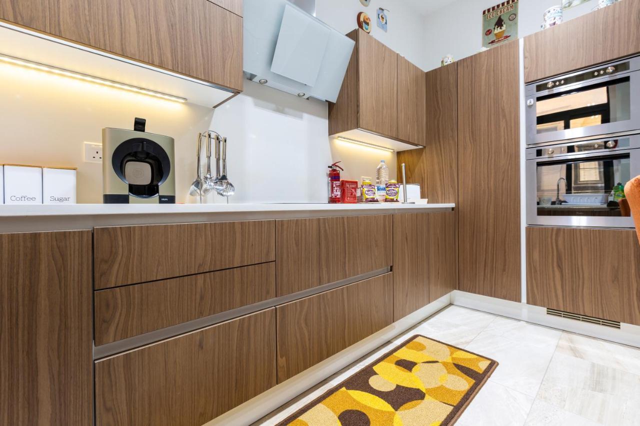 Large 3 Bedroom Apartment Valletta