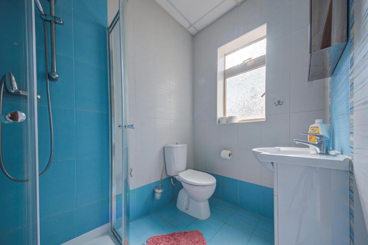 Apartment 2 Bedroom Sleeps 6 Walking Distance To Centre And The Sea