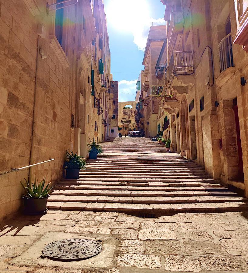 Coast 52 Savynomad Harbour Residences Wow Views Valletta
