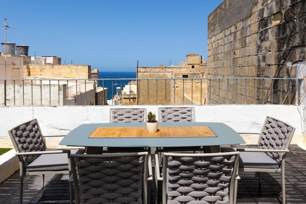 Archbishop Loft With Terrace. Apartment Valletta