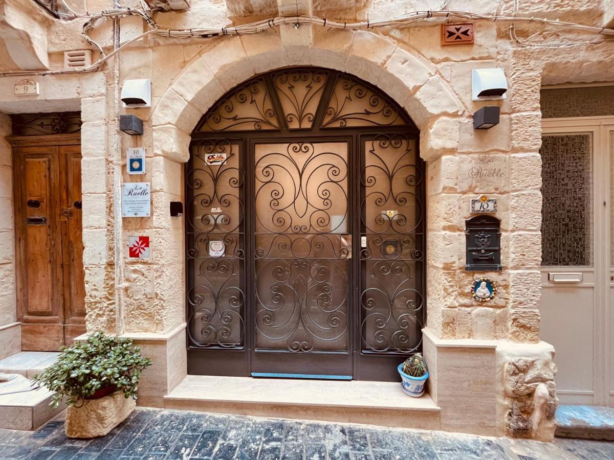 10 La Ruelle *