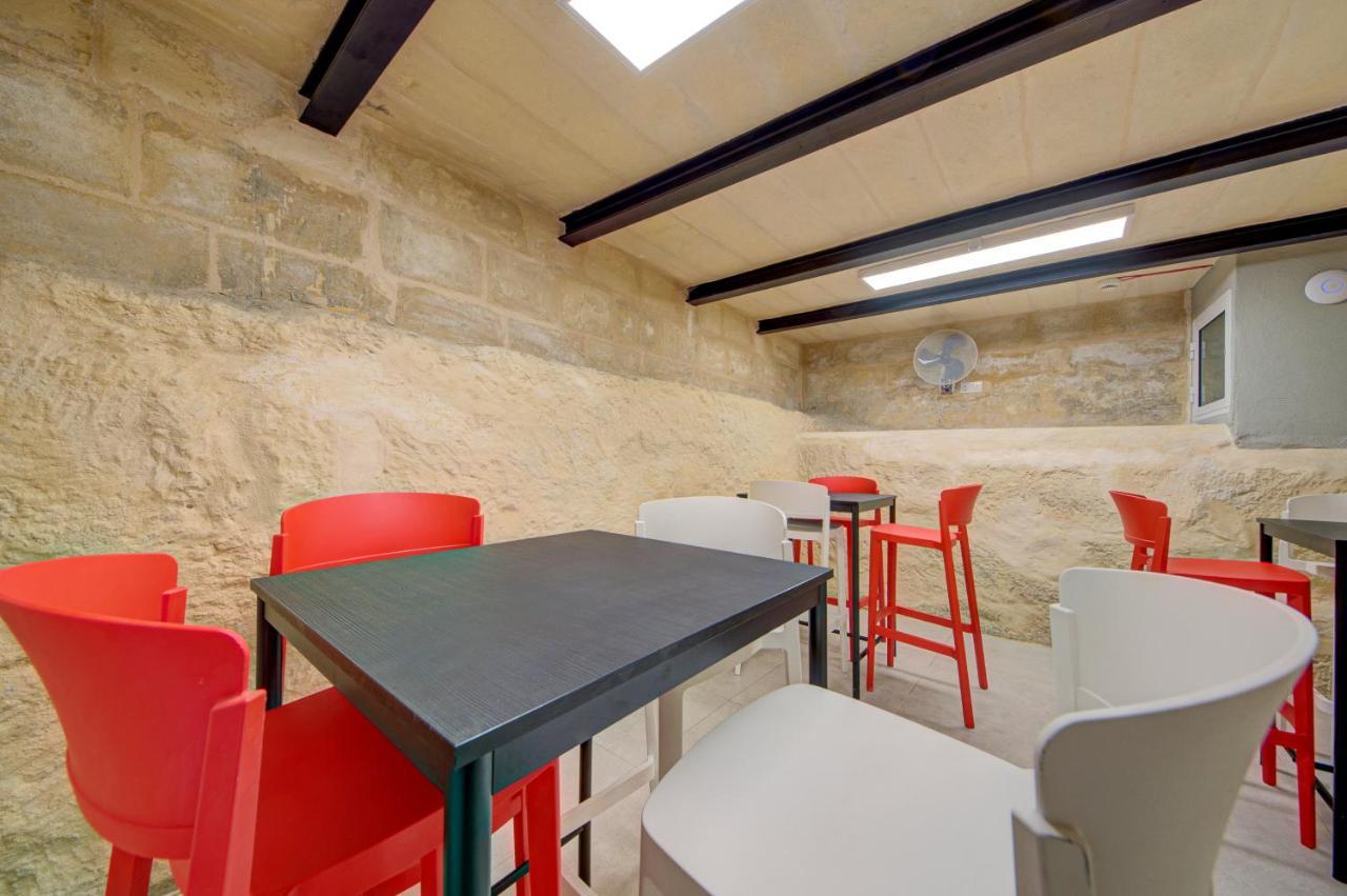 Guest house Casa Domenico 7 *