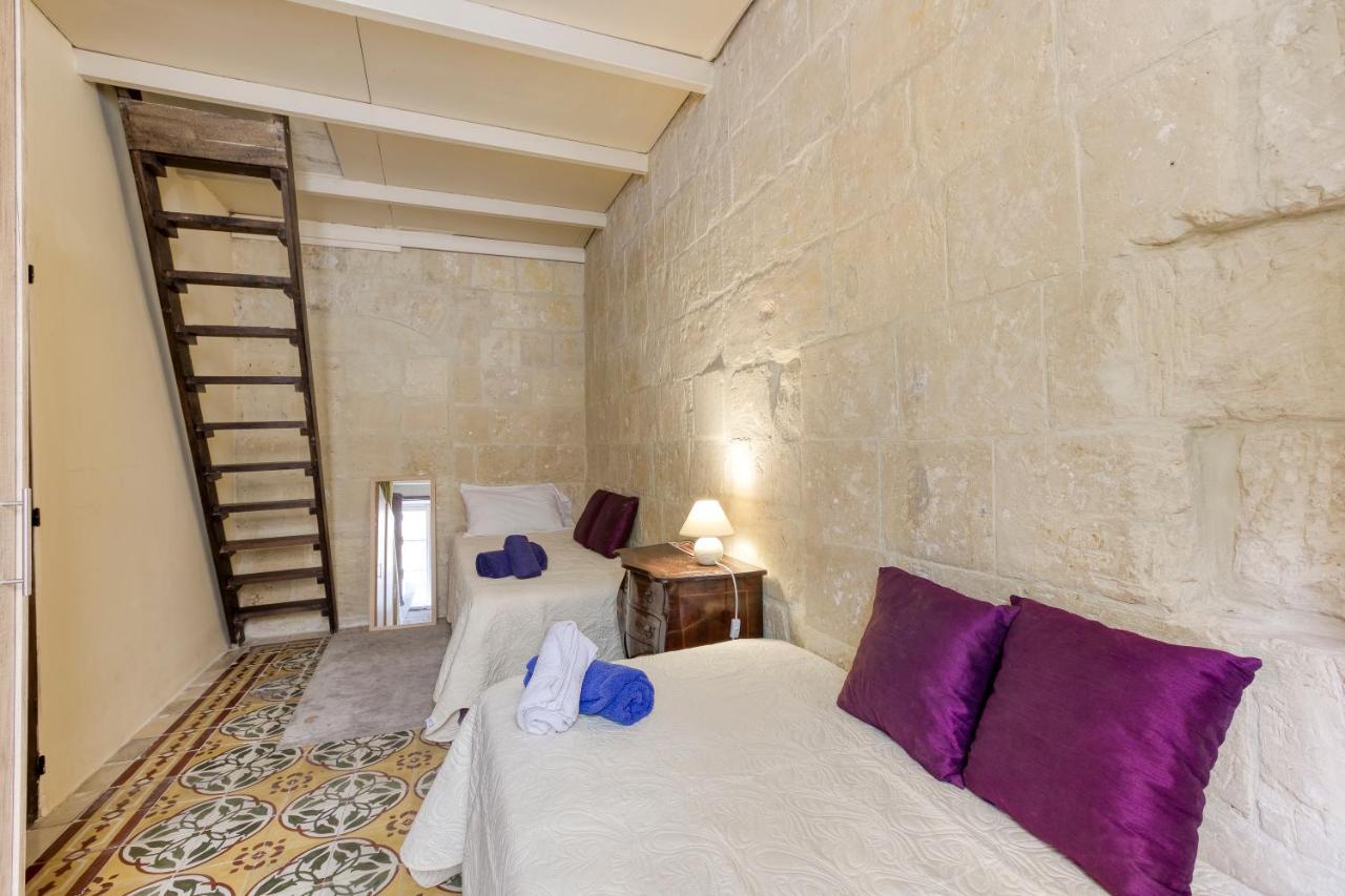 Vlt214- 2 Bedroom Townhouse * Valletta