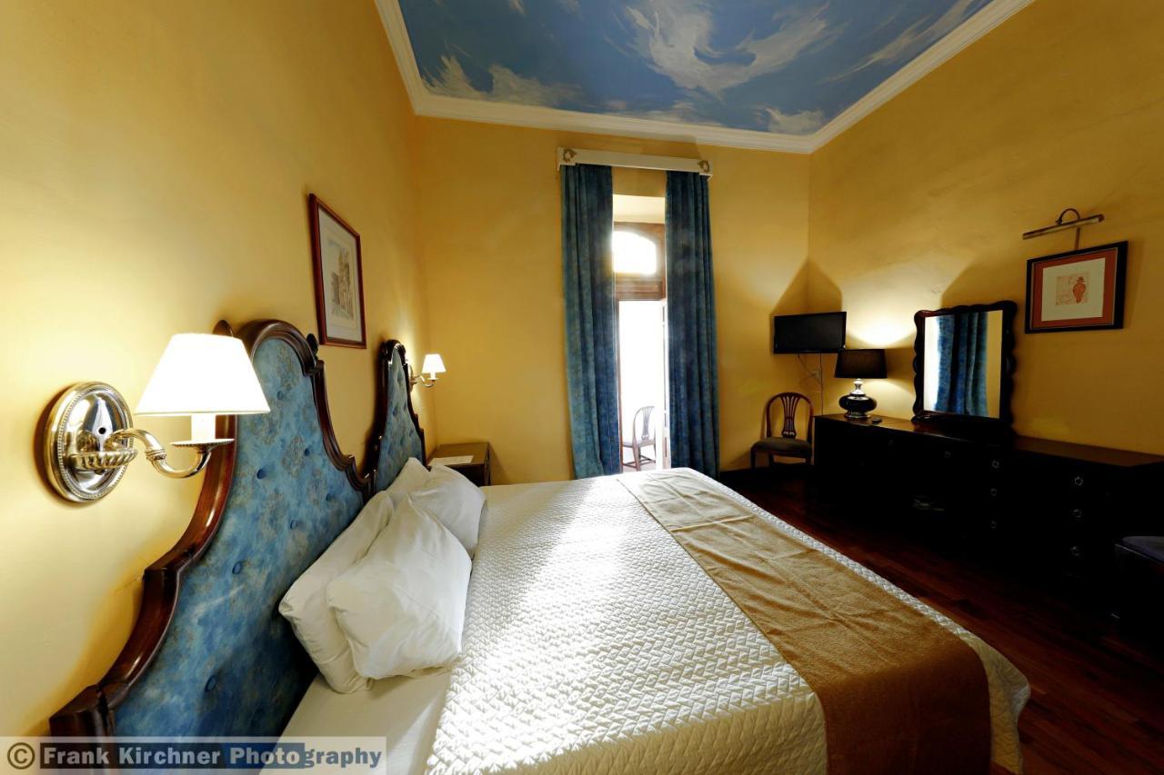 Hotel Castille Valletta