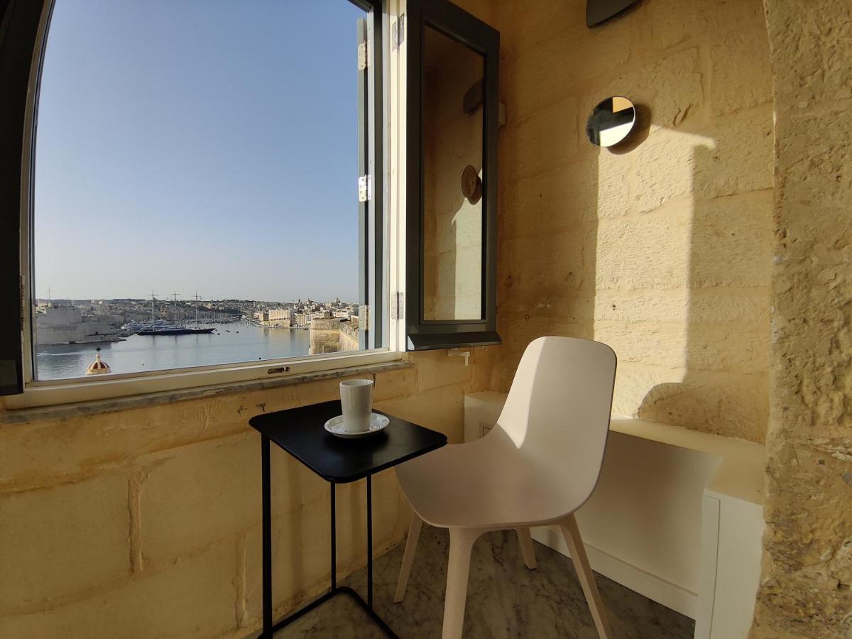 Oasis 22 Savynomad Harbour Residences Wow Views Valletta
