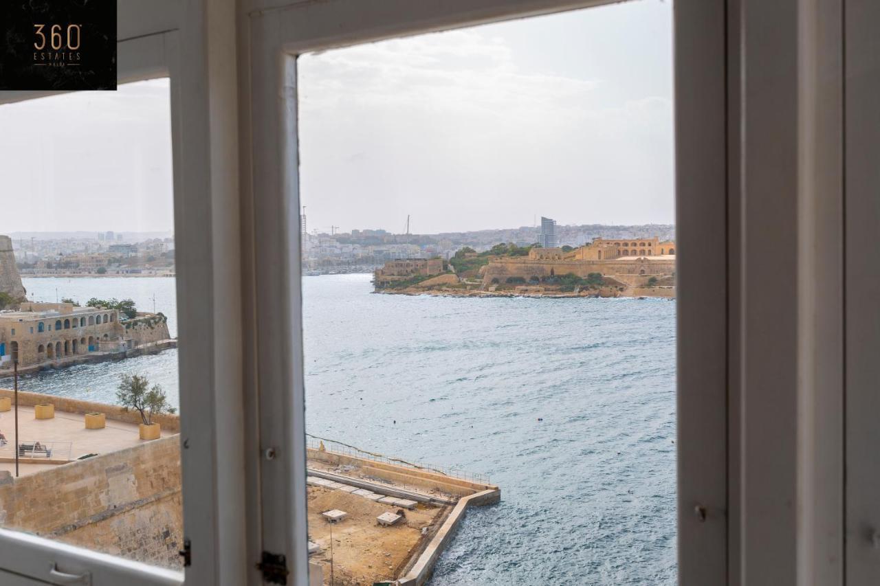 Seafront - Location, Floor With Wifi & Ac By 360 Estates *
