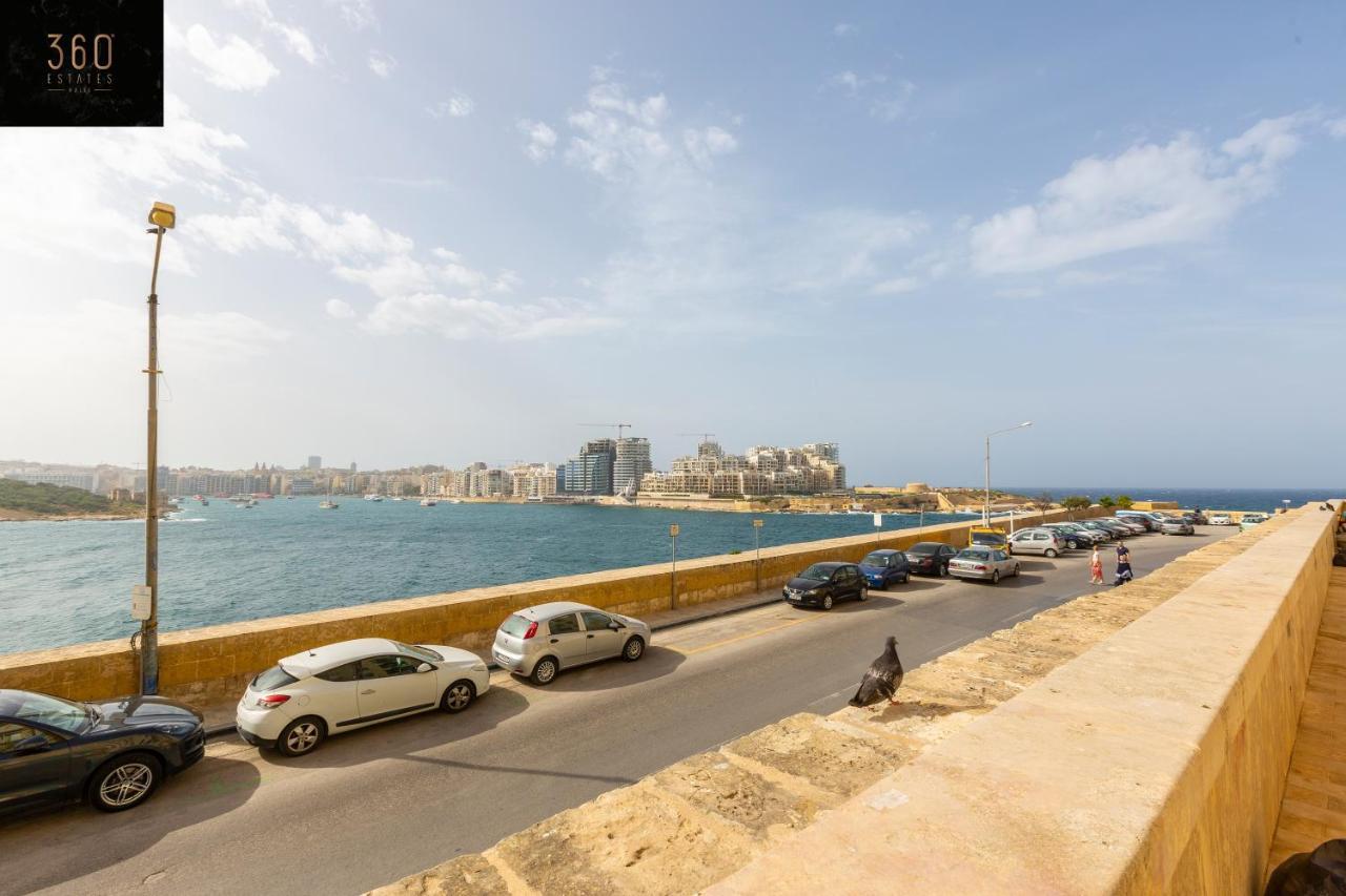 Seafront - Location, Floor With Wifi & Ac By 360 Estates *