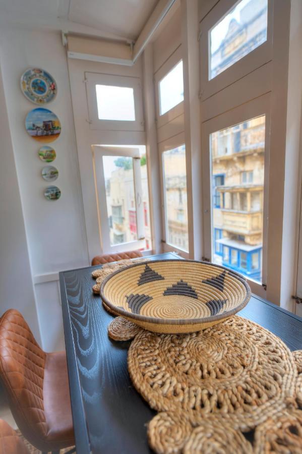 Traditional & Chic 2 Bedrooms In Imcd1-1 Apartment *