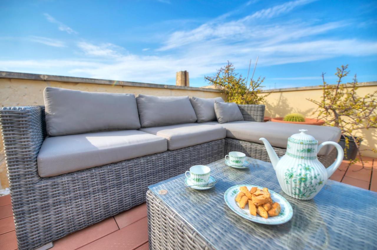 Comfy 1 Bedroom - Sun Terrace & Sea Views Gbuh1-1 Apartment *