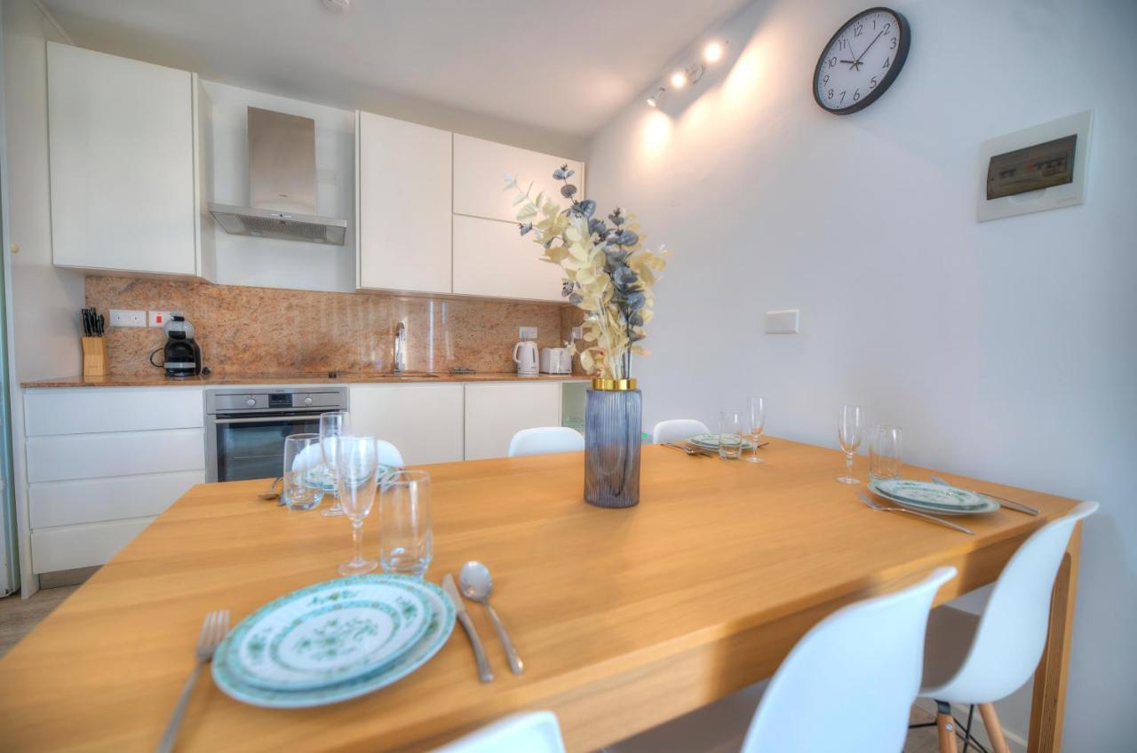 Comfy 1 Bedroom - Sun Terrace & Sea Views Gbuh1-1 Valletta
