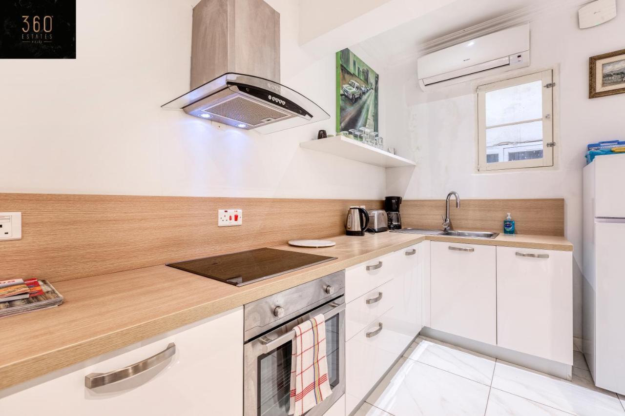Mesmerising Views For A 2br In The Capital By 360 Estates Apartment *
