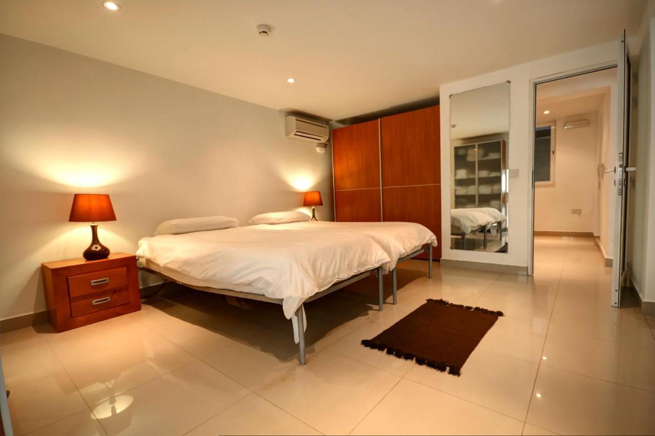 Old Mint No1 Apartment