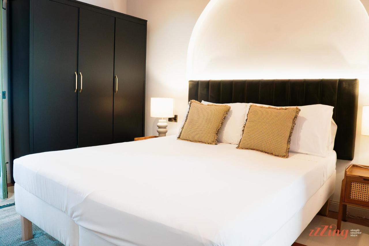Extraordinary Views In A In Apartment Valletta