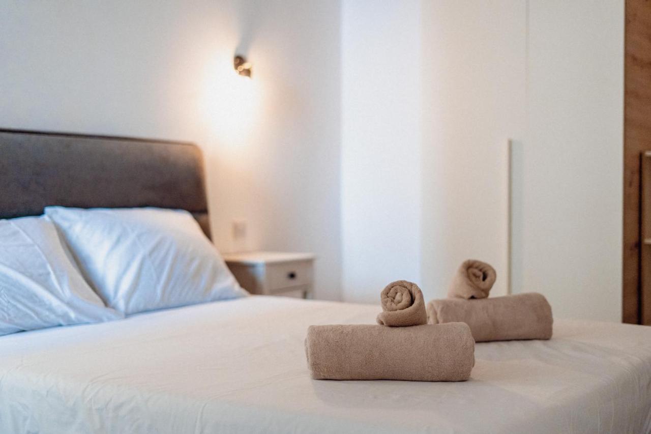 Apartment Collection - Republica *