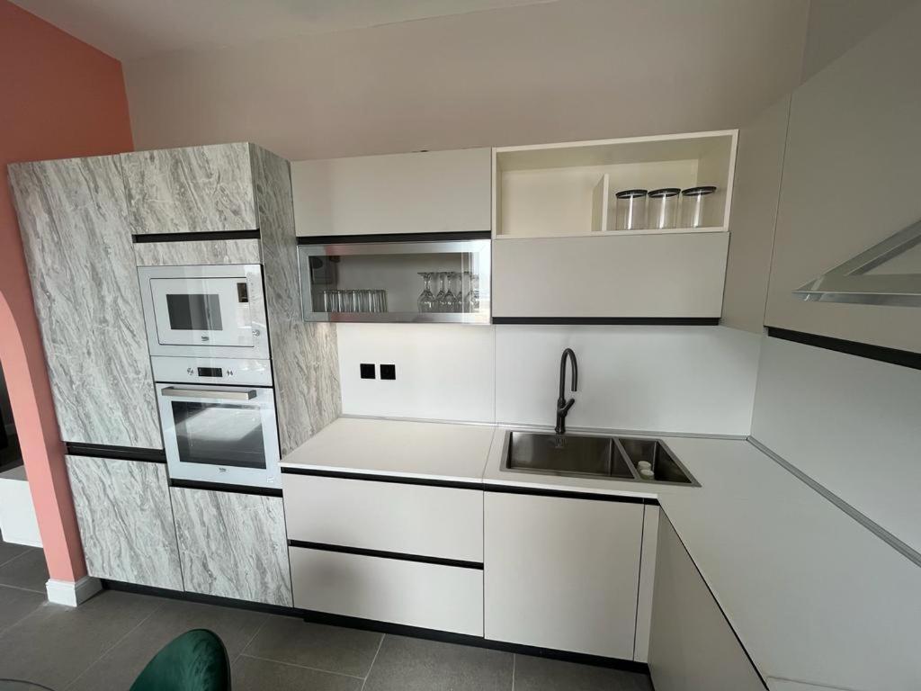 Heart, 3 Apartment *