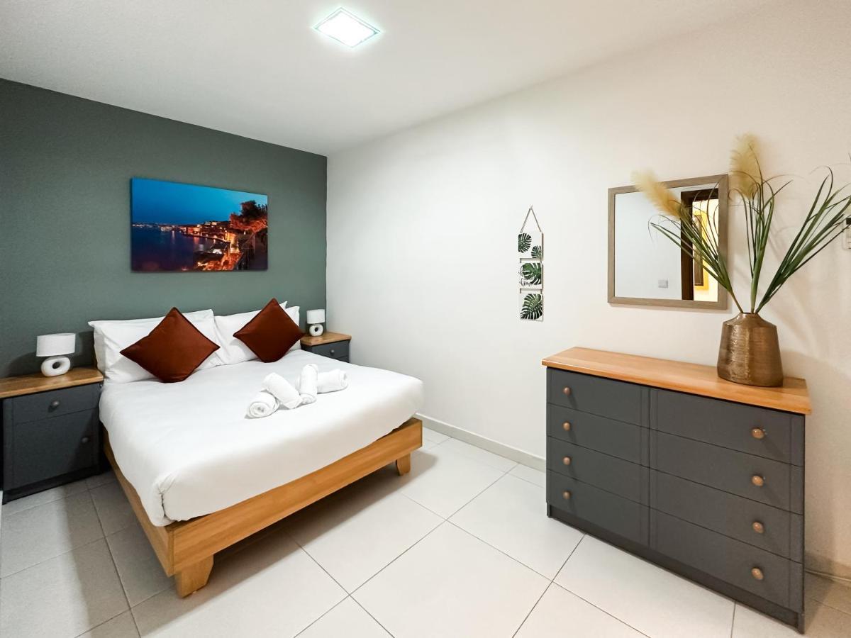 Apartment Modern 2br Flat In By Arcobnb