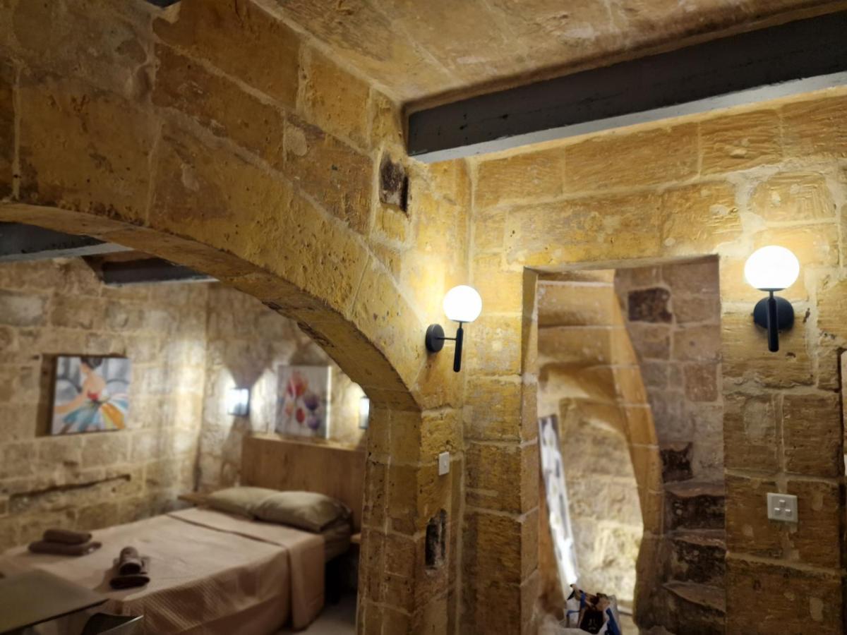 Renovated 16th Century House In Holiday home