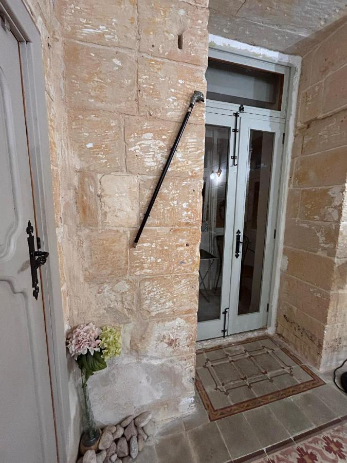 Apartamento Central Townhouse With Maltese Balcony *