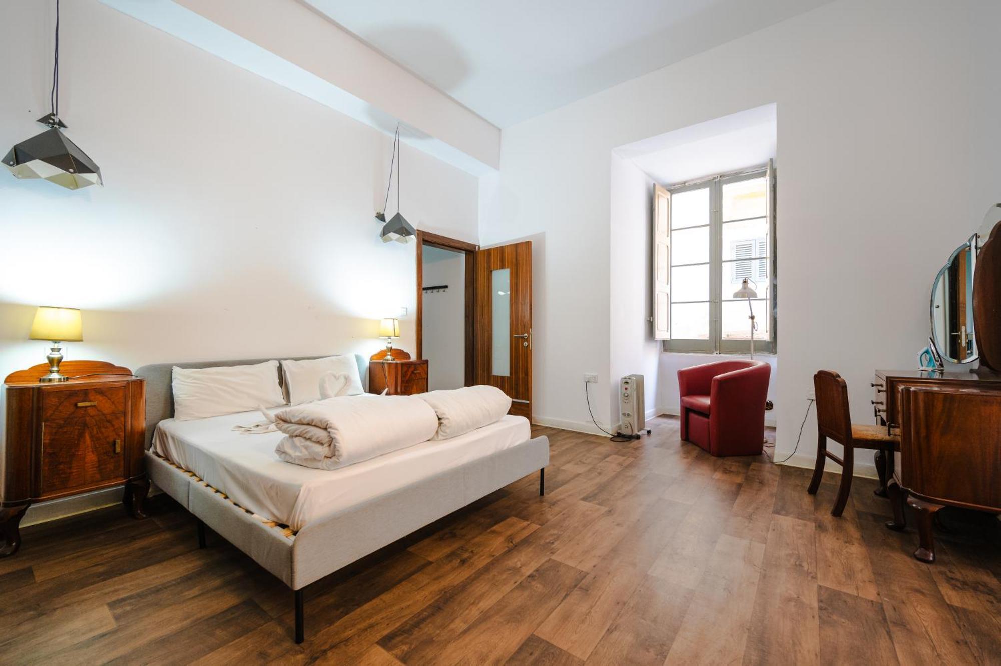 St Two Bedroom