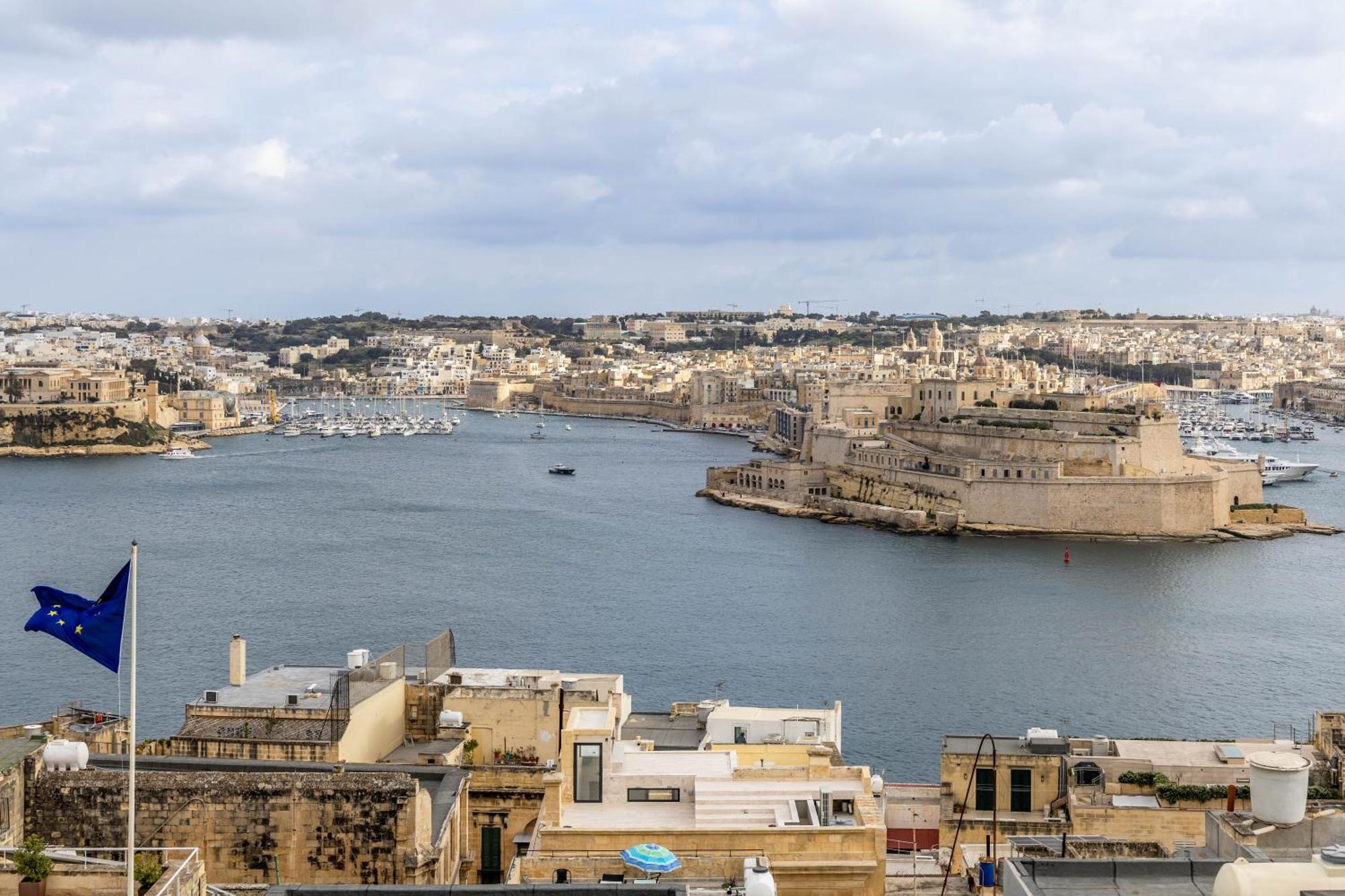Stylish With Spectacular Views Valletta