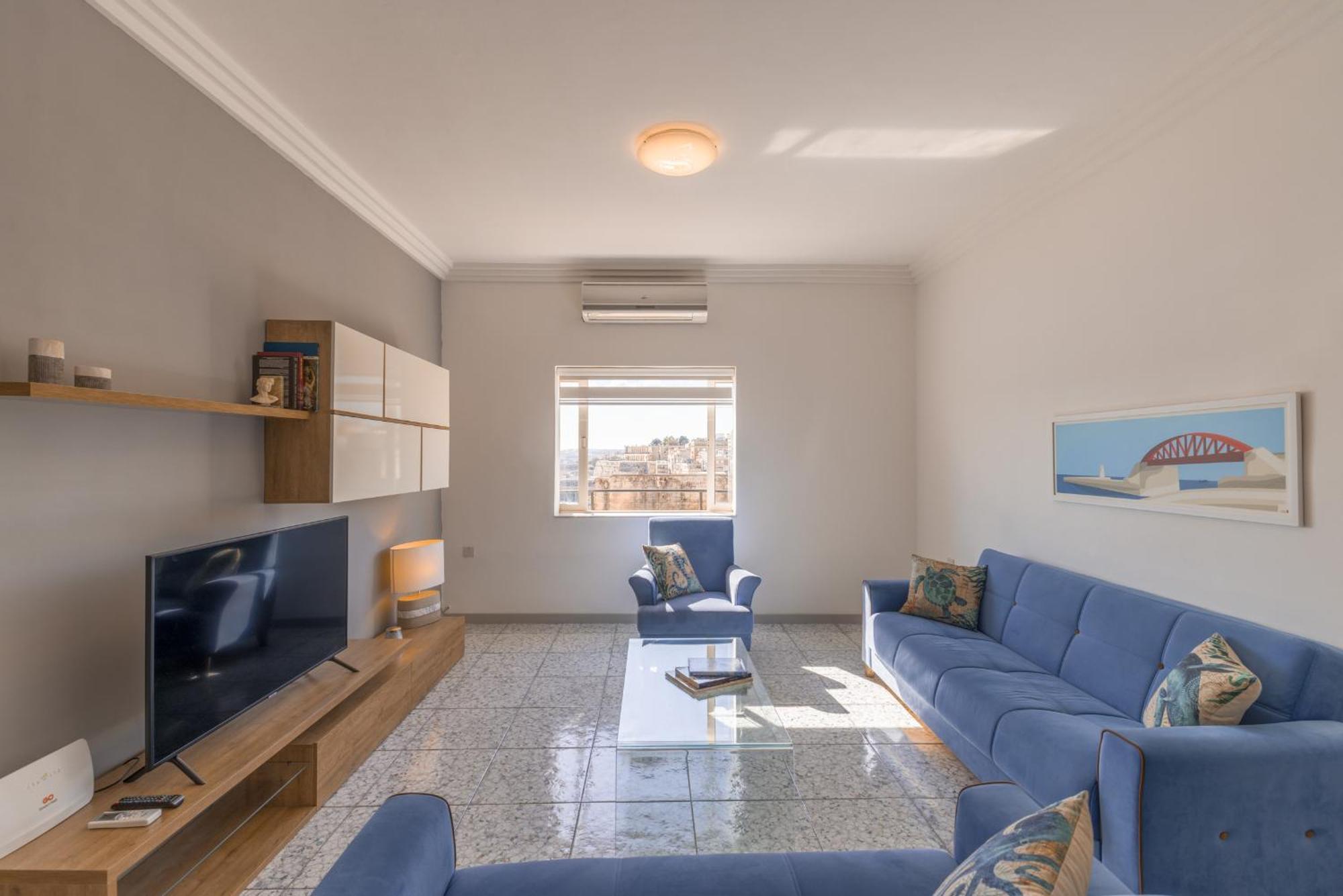 Harbour View - Large 2br * Valletta