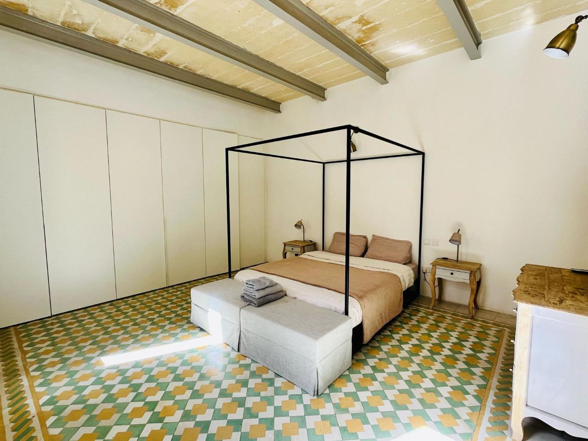 Cozy Charming In Old Bakery Street Apartamento *