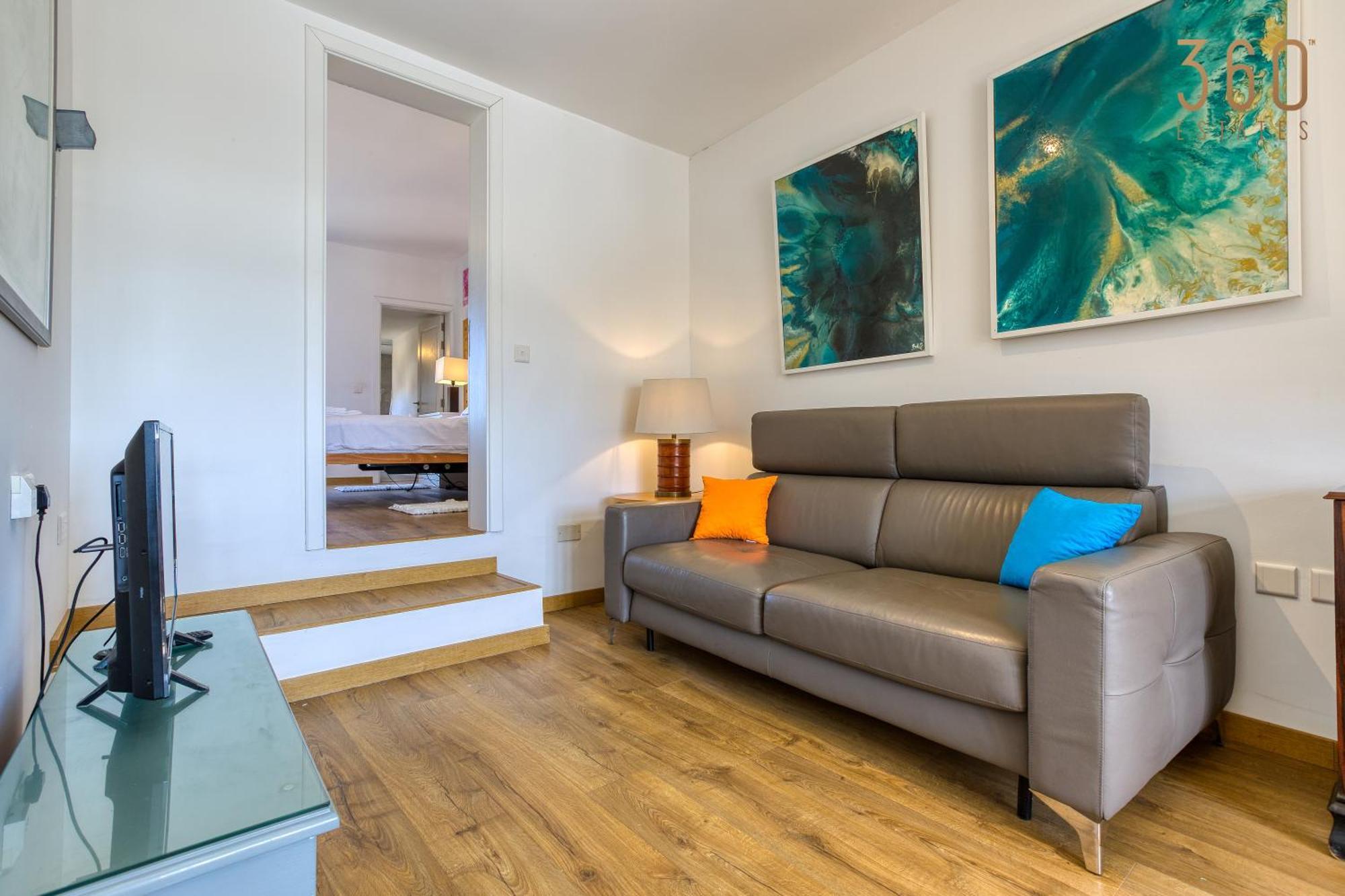 Apartment Charming With Sea Views & Maltese Balcony By 360 Estates Valletta