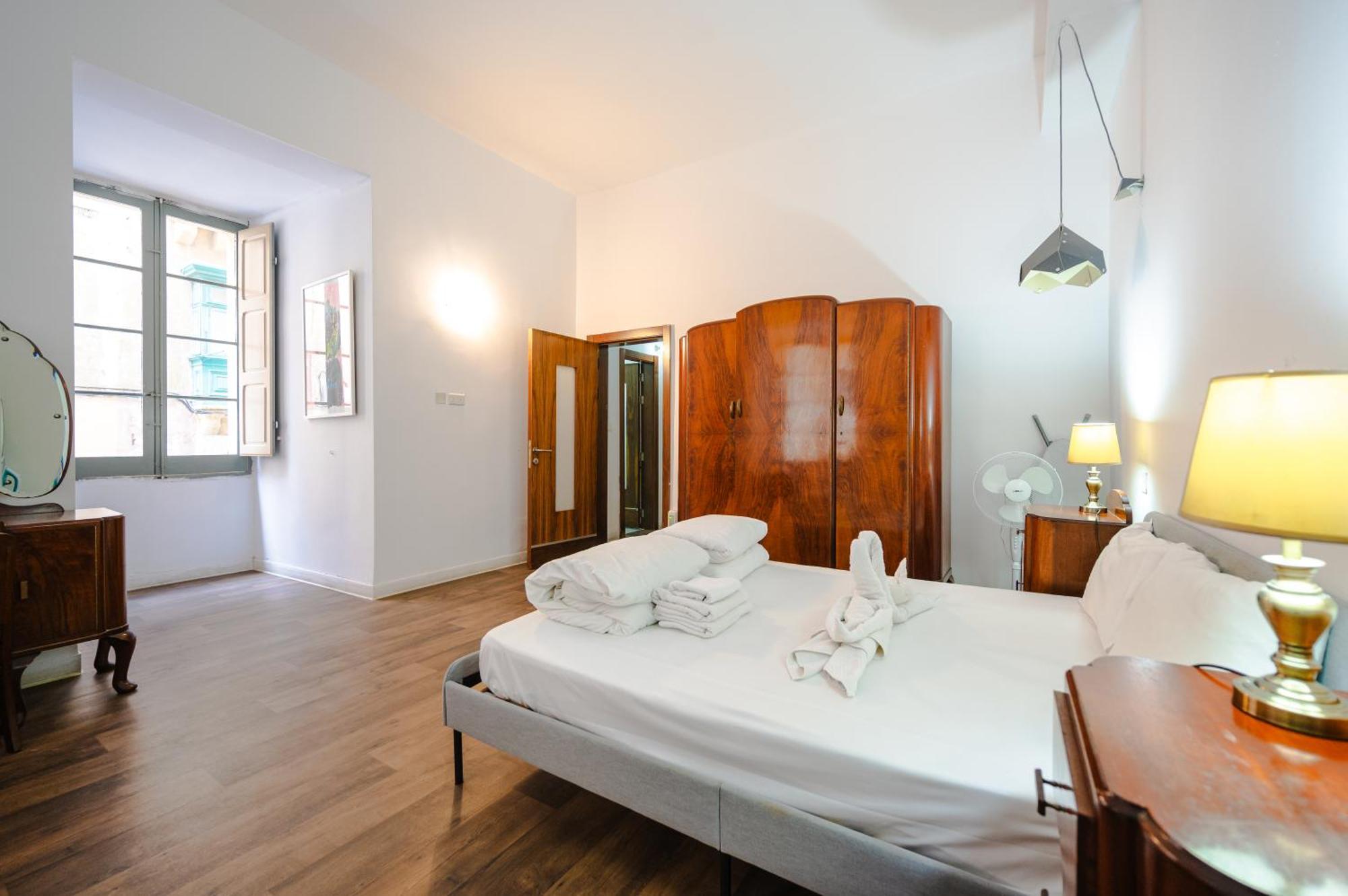 St Two Bedroom Apartment Valletta