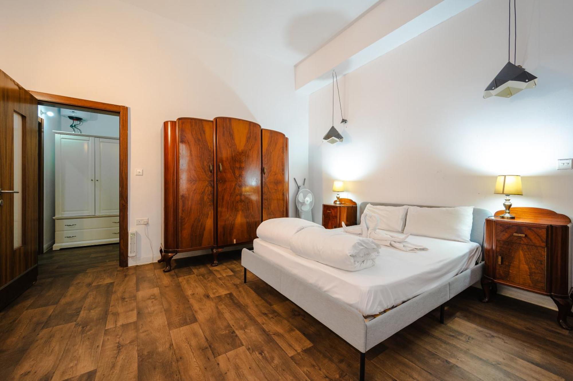Apartment St Two Bedroom *