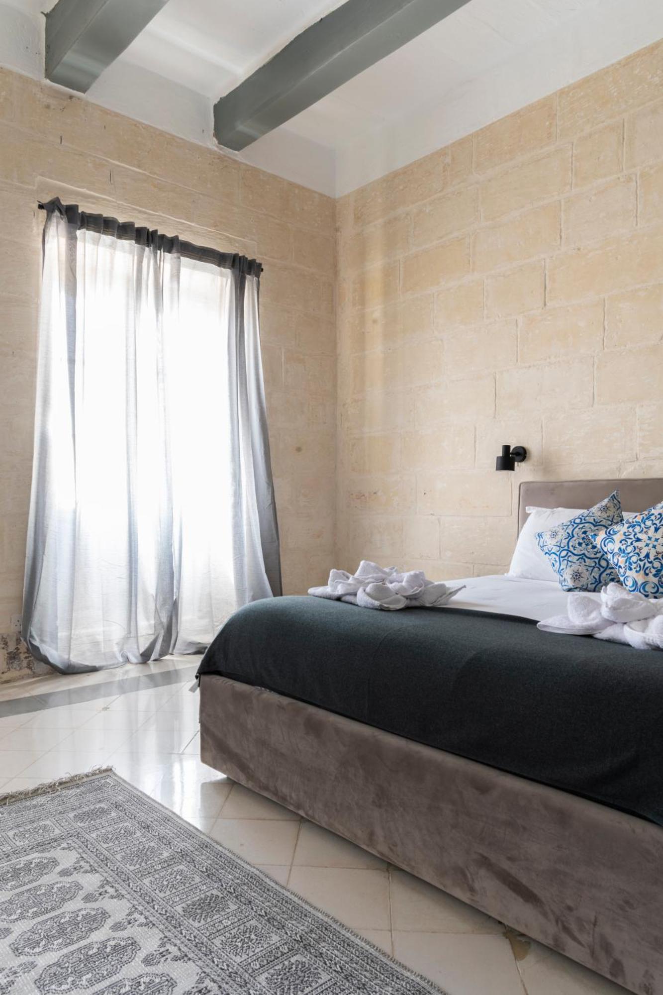 Collection - Felix Apartment Valletta