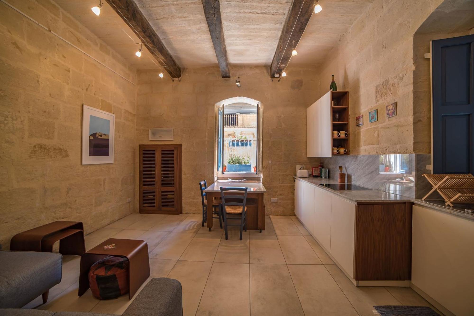 The Artist Apartment Valletta