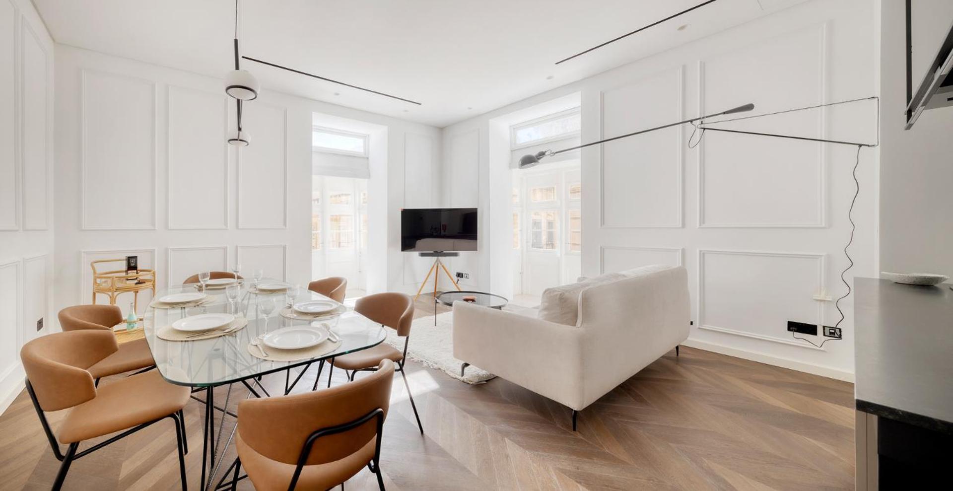 Apartment Opulent Elegance In Lux Retreat
