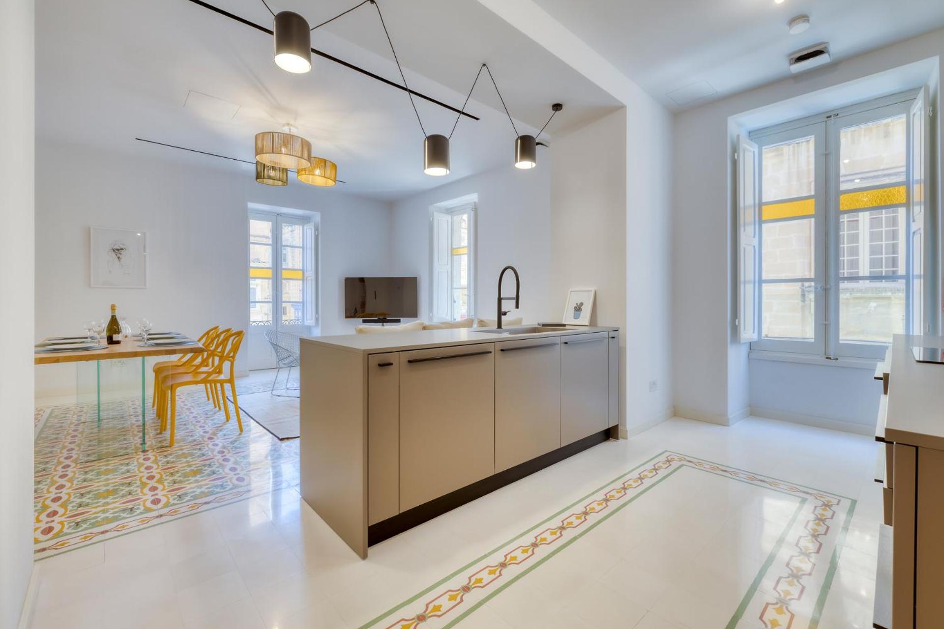 Apartment Immerse In Luxury Valletta's Historic Heart