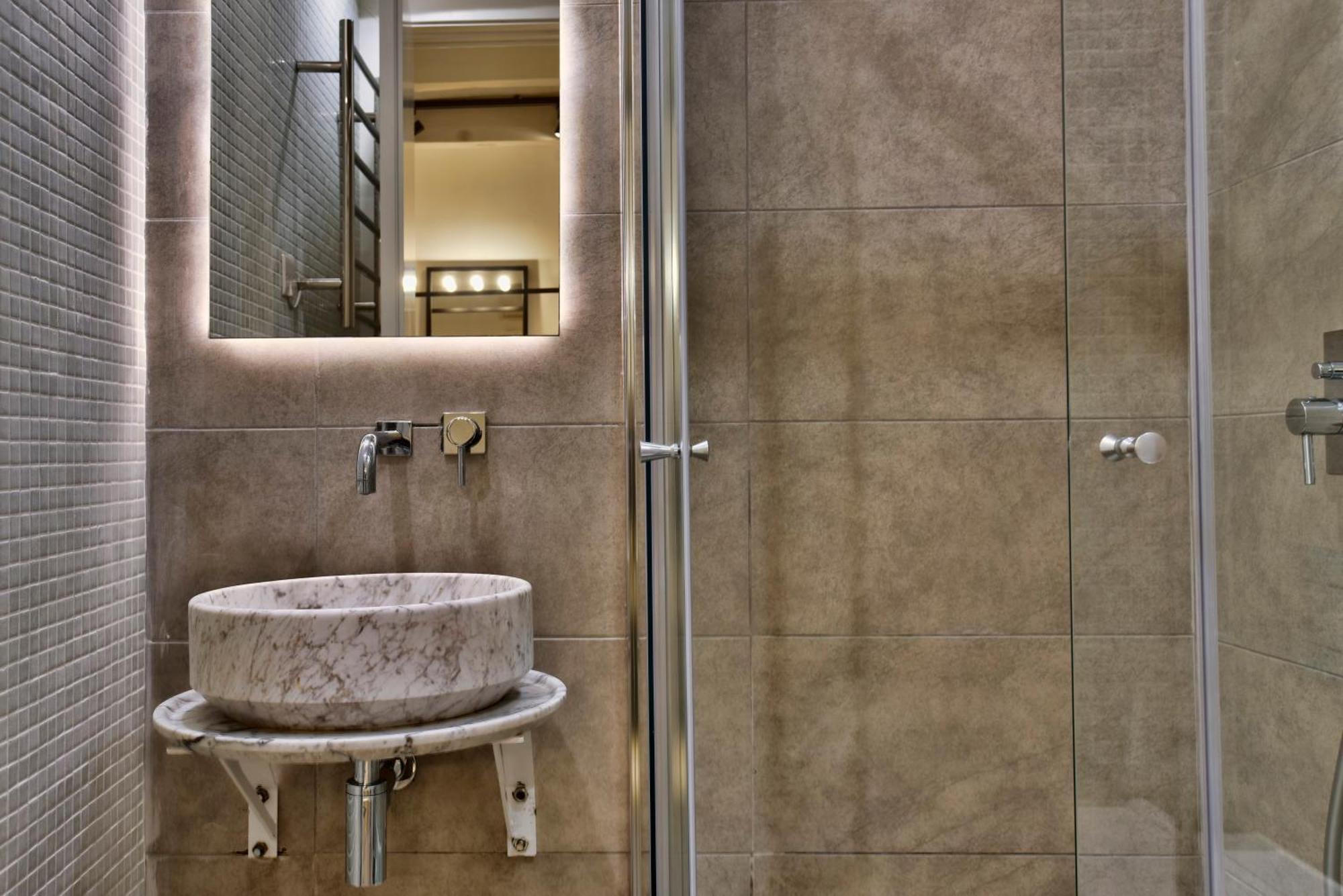 Guest house Private With Bathroom In *