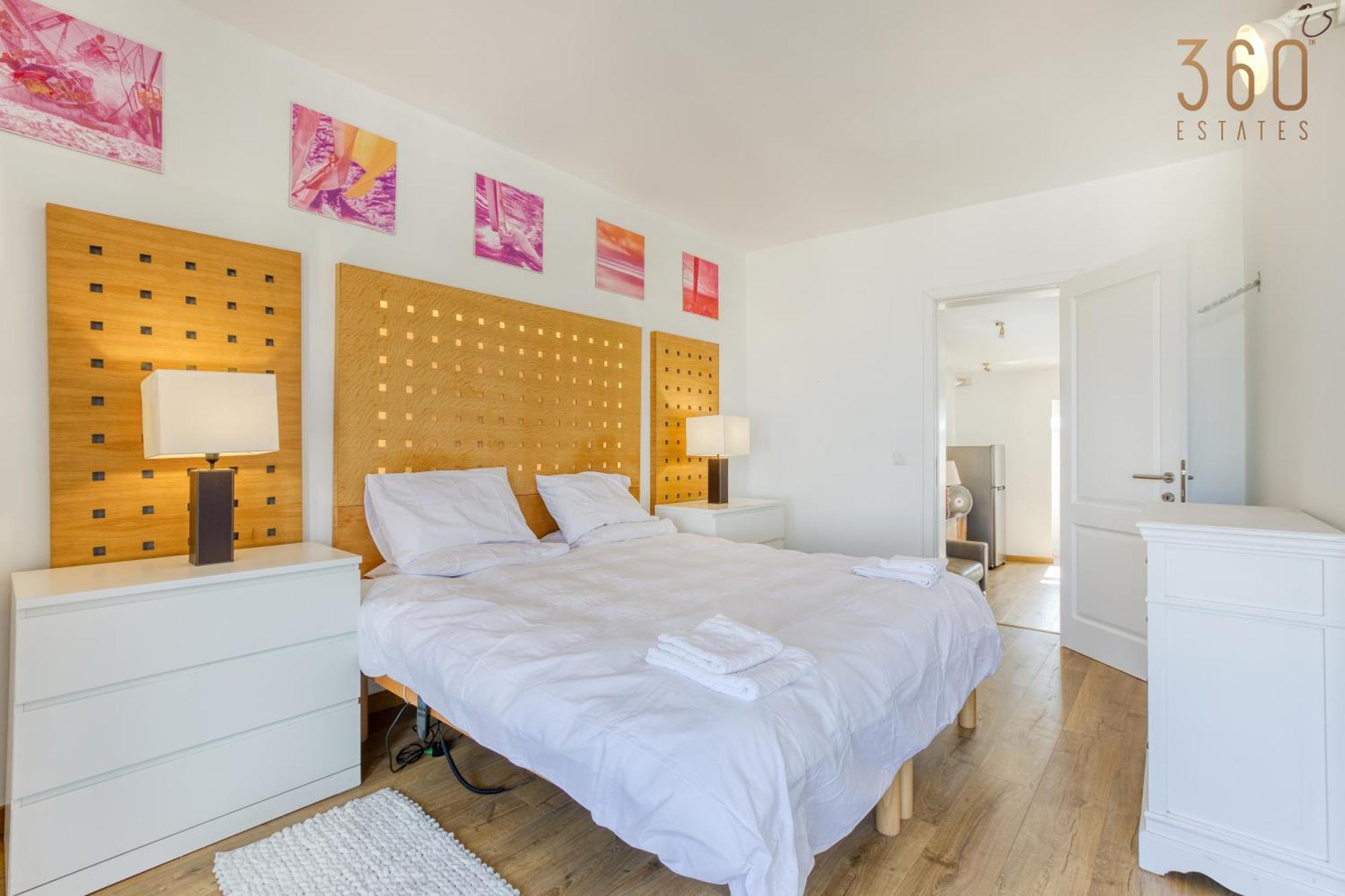 Charming With Sea Views & Maltese Balcony By 360 Estates Apartment Valletta