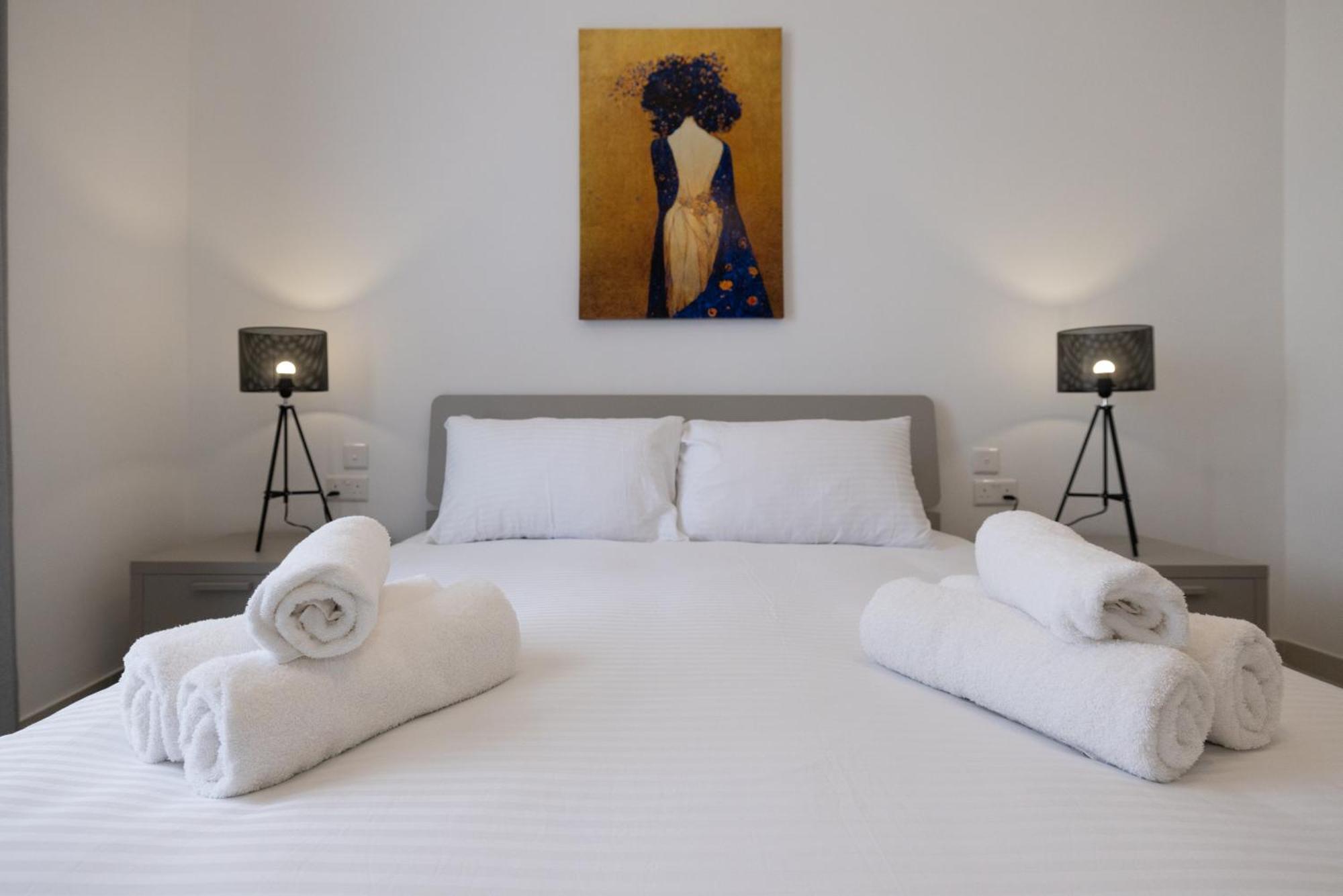 Apartment Collection - Mediterranean Views Valletta